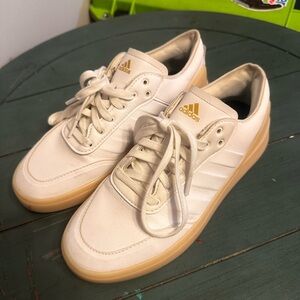 Adidas Women’s Cream Sneakers sz 8